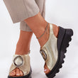 Laden Sie das Bild in den Galerie-Viewer, Keilabsatz Sandalen model 213004 Step in style