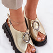 Laden Sie das Bild in den Galerie-Viewer, Keilabsatz Sandalen model 213004 Step in style