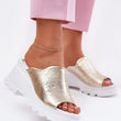 Laden Sie das Bild in den Galerie-Viewer, Pantoletten model 213034 Step in style