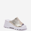 Laden Sie das Bild in den Galerie-Viewer, Pantoletten model 213034 Step in style