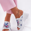 Laden Sie das Bild in den Galerie-Viewer, Pantoletten model 213035 Step in style