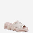 Laden Sie das Bild in den Galerie-Viewer, Pantoletten model 213040 Step in style
