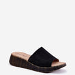 Laden Sie das Bild in den Galerie-Viewer, Pantoletten model 213042 Step in style