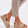 Laden Sie das Bild in den Galerie-Viewer, Keilabsatz Sandalen model 213178 Step in style