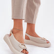 Laden Sie das Bild in den Galerie-Viewer, Sandalen model 213458 Step in style