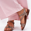 Laden Sie das Bild in den Galerie-Viewer, Sandalen model 213469 Step in style