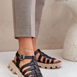 Laden Sie das Bild in den Galerie-Viewer, Sandalen model 213473 Step in style