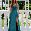 Laden Sie das Bild in den Galerie-Viewer, Langes Kleid model 213640 Roco Fashion