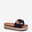Laden Sie das Bild in den Galerie-Viewer, Pantoletten model 213946 Step in style