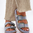 Laden Sie das Bild in den Galerie-Viewer, Pantoletten model 213958 Step in style
