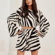 Laden Sie das Bild in den Galerie-Viewer, Shorts model 213985 Roco Fashion