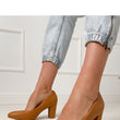 Laden Sie das Bild in den Galerie-Viewer, Pumps mit Absatz model 214591 PRIMO