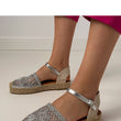 Laden Sie das Bild in den Galerie-Viewer, Sandalen model 214650 PRIMO