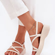 Laden Sie das Bild in den Galerie-Viewer, Sandalen model 215002 Step in style