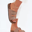 Laden Sie das Bild in den Galerie-Viewer, Pantoletten model 215420 Step in style