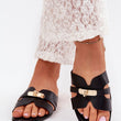Laden Sie das Bild in den Galerie-Viewer, Pantoletten model 215665 Step in style