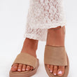 Laden Sie das Bild in den Galerie-Viewer, Pantoletten model 215737 Step in style