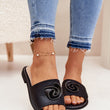 Laden Sie das Bild in den Galerie-Viewer, Pantoletten model 215981 Step in style