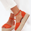 Laden Sie das Bild in den Galerie-Viewer, Sandalen model 216027 Step in style