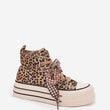 Laden Sie das Bild in den Galerie-Viewer, Sneakers model 216326 Step in style