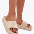 Laden Sie das Bild in den Galerie-Viewer, Pantoletten model 216427 Step in style
