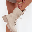 Laden Sie das Bild in den Galerie-Viewer, Boot model 216648 Step in style