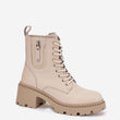 Laden Sie das Bild in den Galerie-Viewer, Boot model 216826 Step in style