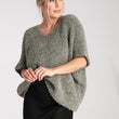 Laden Sie das Bild in den Galerie-Viewer, Kurzarm Pullover model 217070 Figl