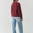Laden Sie das Bild in den Galerie-Viewer, Pullover model 217359 Makadamia