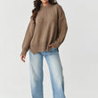 Laden Sie das Bild in den Galerie-Viewer, Pullover model 217381 Makadamia