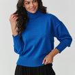Laden Sie das Bild in den Galerie-Viewer, Rollkragenpullover model 217398 Makadamia