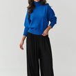 Laden Sie das Bild in den Galerie-Viewer, Rollkragenpullover model 217398 Makadamia
