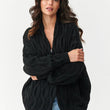 Laden Sie das Bild in den Galerie-Viewer, Cardigan model 217407 Makadamia