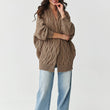 Laden Sie das Bild in den Galerie-Viewer, Cardigan model 217408 Makadamia