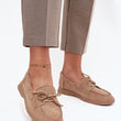 Laden Sie das Bild in den Galerie-Viewer, Mokassins model 217481 Step in style