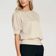 Laden Sie das Bild in den Galerie-Viewer, Bluse model 217575 Nife