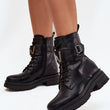 Laden Sie das Bild in den Galerie-Viewer, Boot model 217715 Step in style