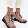 Laden Sie das Bild in den Galerie-Viewer, Plateau-Stiefeletten model 217731 Step in style