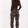 Laden Sie das Bild in den Galerie-Viewer, Damen Hose model 218439 Italy Moda
