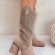 Laden Sie das Bild in den Galerie-Viewer, Durchbrochen Stiefel model 218494 Step in style