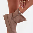 Laden Sie das Bild in den Galerie-Viewer, Schneeschuhe model 218526 Step in style