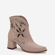 Laden Sie das Bild in den Galerie-Viewer, Stiefeletten mit Absatz model 219133 Step in style