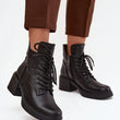 Laden Sie das Bild in den Galerie-Viewer, Stiefeletten model 219254 Step in style