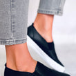 Laden Sie das Bild in den Galerie-Viewer, Sneakers model 176032 Inello