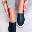 Laden Sie das Bild in den Galerie-Viewer, Sneakers model 176032 Inello