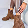 Laden Sie das Bild in den Galerie-Viewer, Stiefeletten mit Absatz Model 188476 Inello | Textil Großhandel ATA-Mode