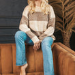 Laden Sie das Bild in den Galerie-Viewer, Pullover Model 188775 PeeKaBoo | Textil Großhandel ATA-Mode