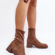Laden Sie das Bild in den Galerie-Viewer, Stiefeletten mit Absatz Model 189841 Step in style | Textil Großhandel ATA-Mode