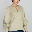 Laden Sie das Bild in den Galerie-Viewer, Bluse Model 111085 Figl | Textil Großhandel ATA-Mode