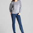 Laden Sie das Bild in den Galerie-Viewer, Bluse Model 139348 Lenitif | Textil Großhandel ATA-Mode
